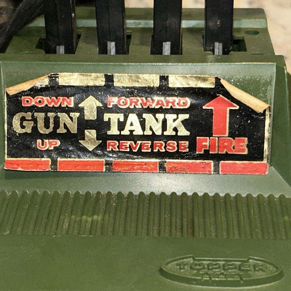 1961 Deluxe‎ Reading Tiger Tank Battery Operated Tank Parts Or Repair